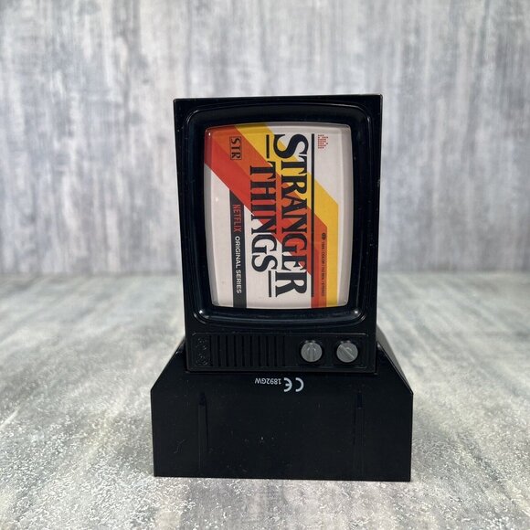 YuMe Official Stranger Things Upside Down Mystery Capsules Series 1 Will Eddie - Picture 7 of 13